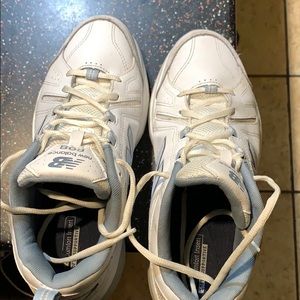 NEW BALANCE SNEAKERS